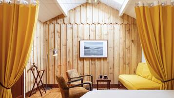Deluxe Suite, Multiple Beds, Terrace, Garden View | 1 bedroom, premium bedding, pillowtop beds, in-room safe