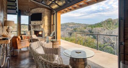 Sotol by AvantStay | Direct River Access + Views