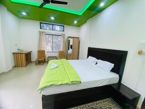 Deluxe-Zimmer | Schreibtisch, kostenloses WLAN, Bettwäsche