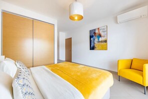 1 camera, ferro/asse da stiro, Wi-Fi, lenzuola