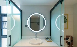 标准双人房 | 免费 WiFi