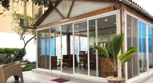 Belle Villa Luxueuse à Dakar Cité Asecna Ouakame
