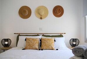 1 chambre, fer et planche à repasser, Wi-Fi, draps fournis