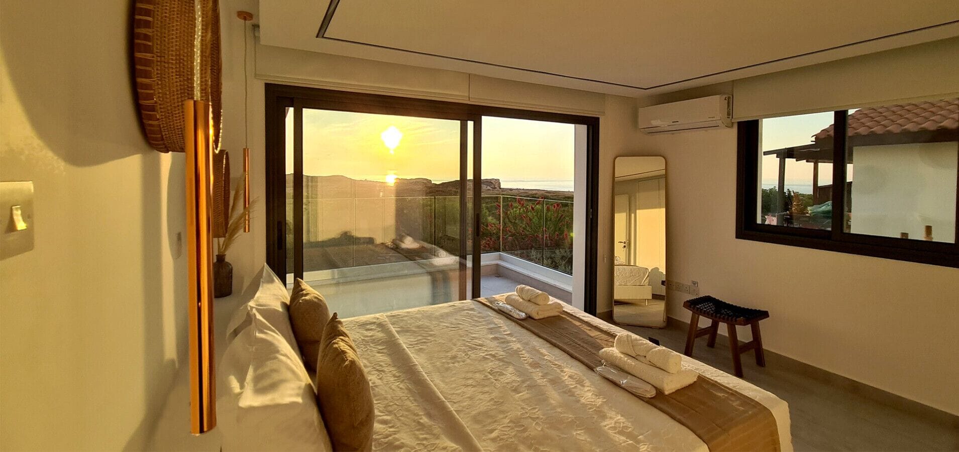 4 soverom, skrivebord, strykejern/-brett og wi-fi