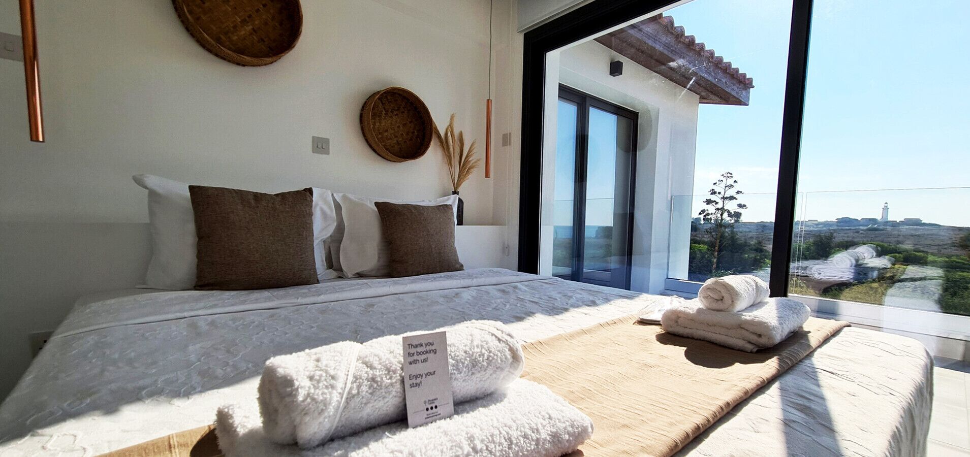 4 bedrooms, desk, iron/ironing board, WiFi