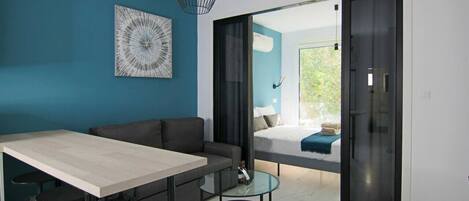 1 chambre, fer et planche Ă repasser, Wi-Fi, literie fournie