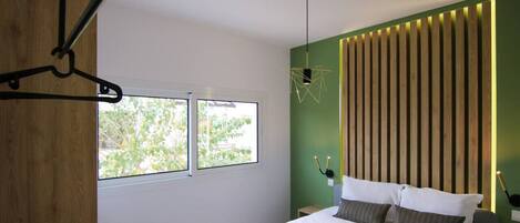 1 soverom, skrivebord, strykejern/-brett og wi-fi