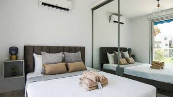 2 habitaciones, tabla de planchar con plancha, wifi y ropa de cama
