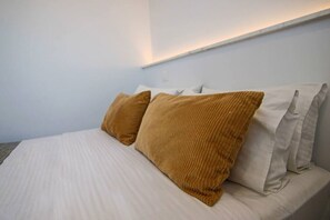 1 bedroom, iron/ironing board, WiFi, bed sheets - Phaedrus Living Seaside Executive Flat Harbour 207 (Paphos)