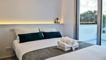 3 soverom, strykejern/-brett, wi-fi og sengetøy