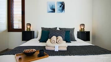 2 chambres, fer et planche Ă repasser, Wi-Fi, draps fournis