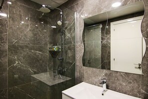 Gratis toiletartikelen, een haardroger