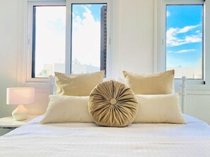 1 habitación, tabla de planchar con plancha, wifi y ropa de cama 