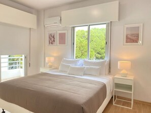 3 chambres, fer et planche à repasser, Wi-Fi, draps fournis