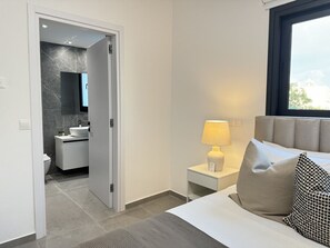 1 chambre, fer et planche à repasser, Wi-Fi, literie fournie