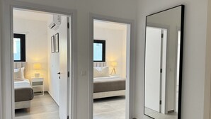 Unclassified image, 3 of 15, button - Phaedrus Living: White Hills Suites City View (Aglantzia)