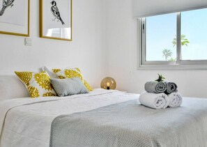 1 soverom, skrivebord, strykejern/-brett og wi-fi