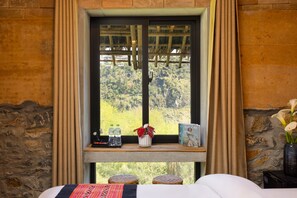 Seprai katun Mesir, seprai premium, minibar, dan didekorasi berbeda-beda