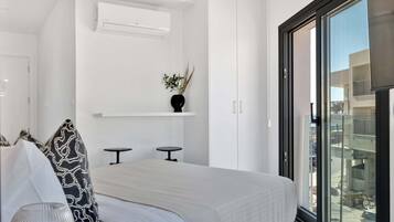 1 camera, ferro/asse da stiro, Wi-Fi, lenzuola