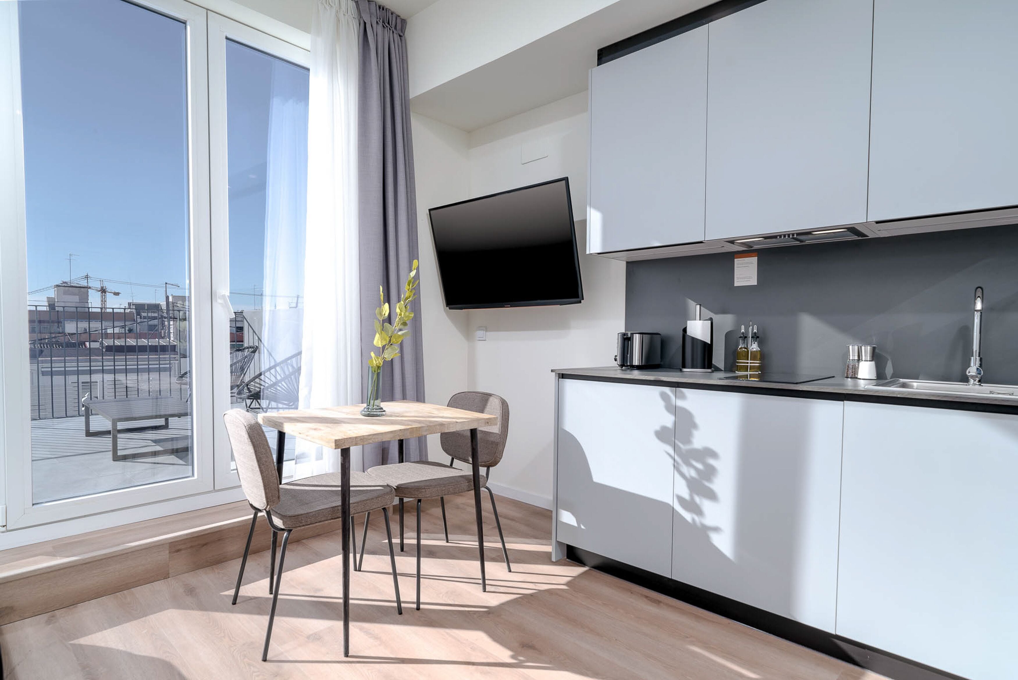 Studio with terrace | Private kitchen | Fridge, microwave, stovetop, espresso maker