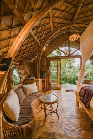 Romantic Villa | 1 bedroom, individually decorated, individually furnished, desk - Arcada Bali Bamboo House (Selat)