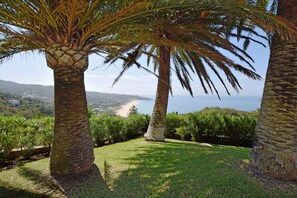 Property grounds - Cosy villa with private swimming pool, magnificent views, for 6 PAX (Tarifa)