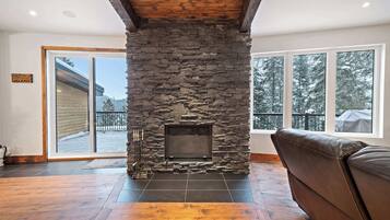 Tv, pejs, videospil, kontorer