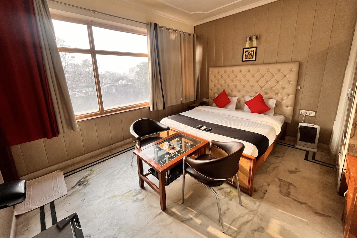 Standard Double Room | City view