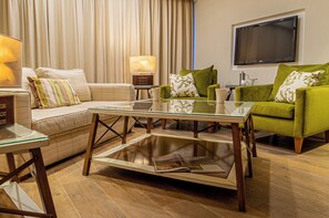 Chambre Luxe | Décoration personnalisée, ameublement personnalisé, bureau