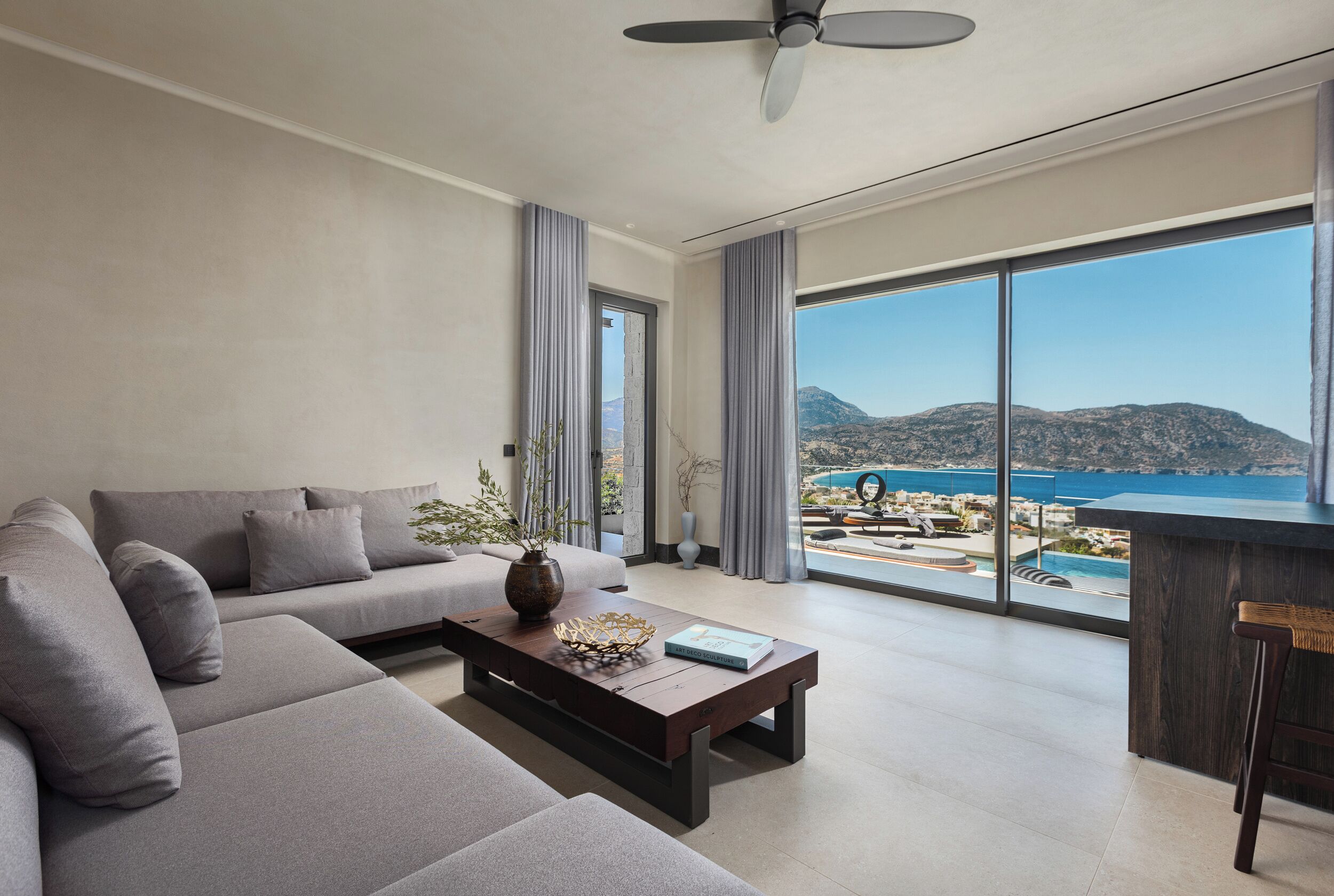 Villa with Terrace and Sea View | Living area | 32-inch Smart TV with satellite channels