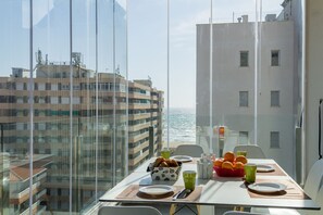 Outdoor dining - Apartment Aqua Nature la Mata (La Mata)