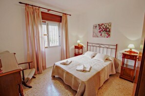 4 chambres, Wi-Fi gratuit, draps fournis