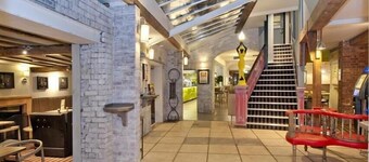 King's Head Hotel By JD Wetherspoon