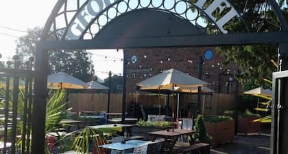Hotel George By JD Wetherspoon