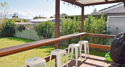 Sea Salt Cottage - Orginal 1950s cottage