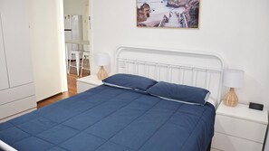 2 bedrooms, WiFi - Sea Salt Cottage - Orginal 1950s cottage (South West Rocks)