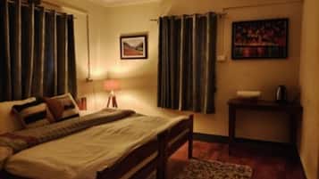 Deluxe Room | 1 bedroom, free WiFi