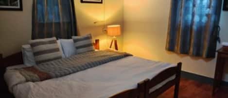 Deluxe Room | 1 bedroom, free WiFi