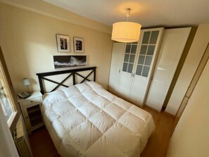 2 bedrooms, free WiFi