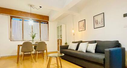 Cozy 2BR Apartment with Pool in Jaca – Sleeps 6, 2 Bathrooms