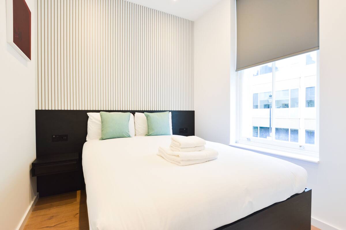 One-Bedroom Apartment | 防敏寢具、熨斗/熨衫板、免費 Wi-Fi