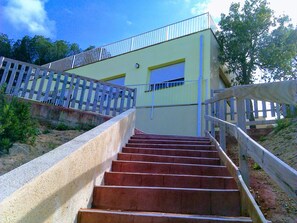 Property grounds - Private Pool Villa for 12, Only 3.5km from Beach (Lloret de Mar)