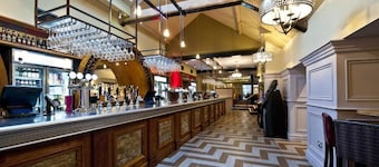โรงแรม Red Lion โดย JD Wetherspoon