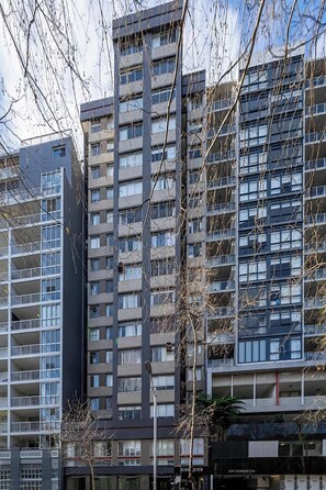 Exterior - Surry Hills Studio With Pool (Surry Hills)