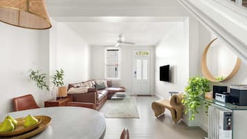 TV, stereo, offices