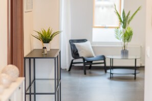 Appartement Ville | 1 chambre, bureau, rideaux d’obscurcissement, fer et planche à repasser