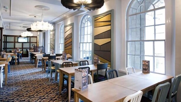 Dining - The Guildhall Linen Exchange (Dunfermline)