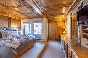 3 bedrooms, iron/ironing board, Internet, bed sheets