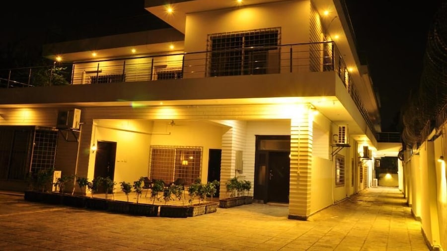 Reina Boutique Hotel - G6