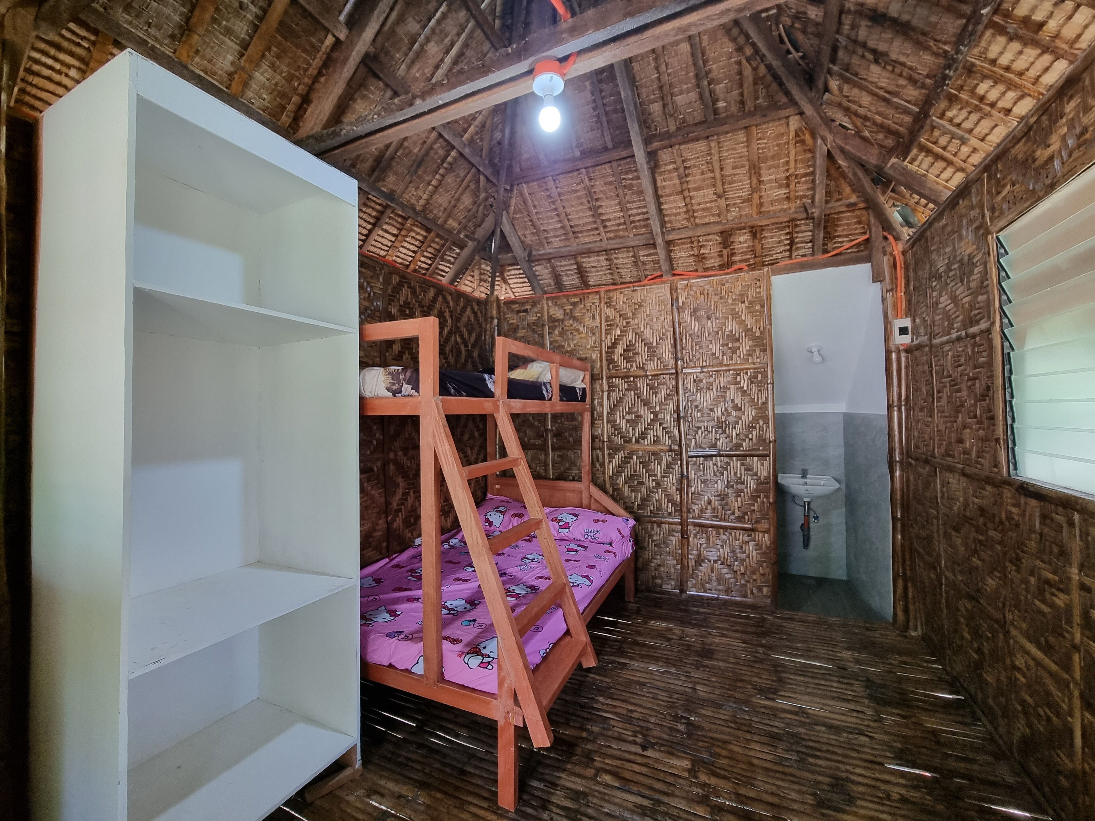 Family Room | Rollaway beds, free WiFi, bed sheets